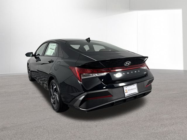 Used 2025 Hyundai Elantra Hybrid For Sale in Indianapolis, IN