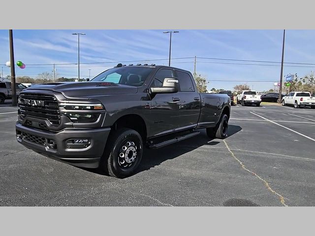 2026 Ram 3500 Laramie Crew Cab 4x4 8' Box