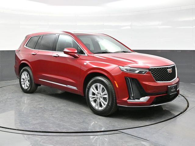 2025 Cadillac XT6 Luxury photo