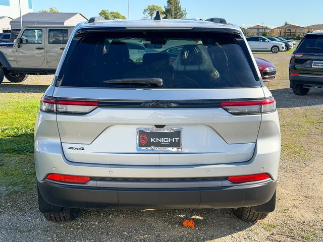 new 2026 Jeep Grand Cherokee car, priced at $45,965