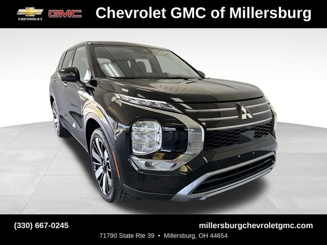 Black 2025 Mitsubishi Outlander SUV / Crossover Front-Wheel Drive Continuously Variable Transmission