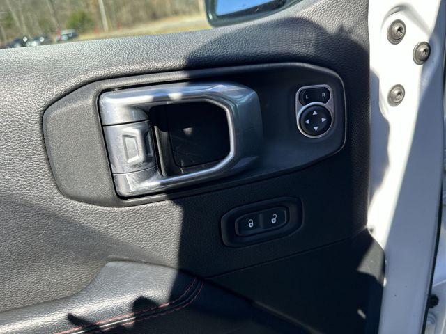 Used 2021 White Jeep Unlimited Rubicon image 17