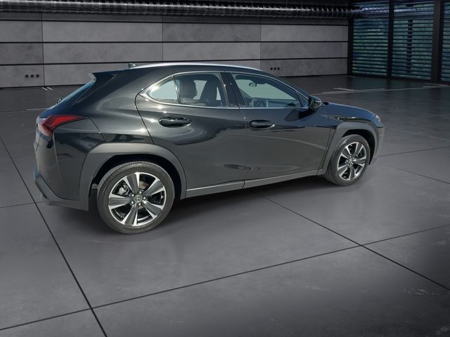 2024 Lexus UX - $34,998