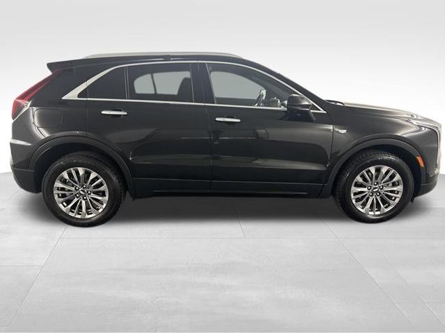 2025 Cadillac XT4 Premium Luxury — photo 8