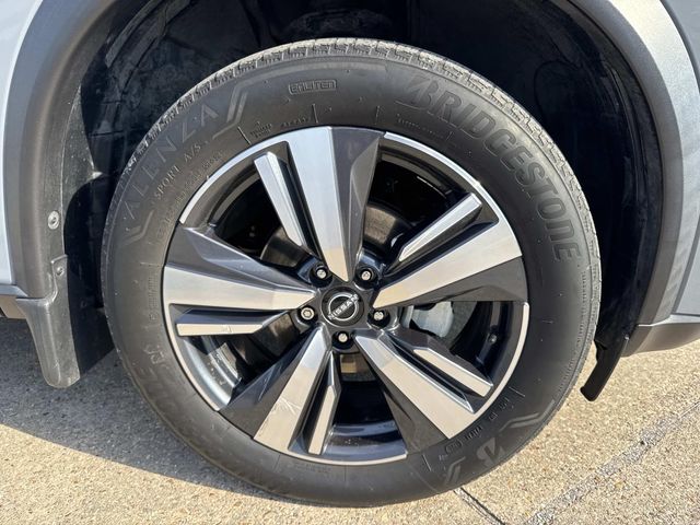 2023 Nissan Rogue SL Gray at Royal Nissan