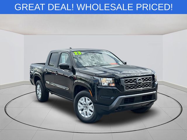 Super Black 2023 Nissan Frontier Pickup Truck Four-Wheel Drive 9-Speed Automatic