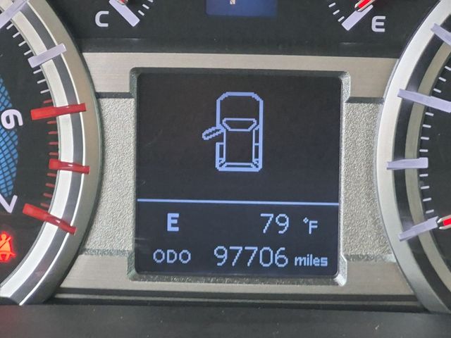 Used 2017 Silver Toyota SR5 image 20