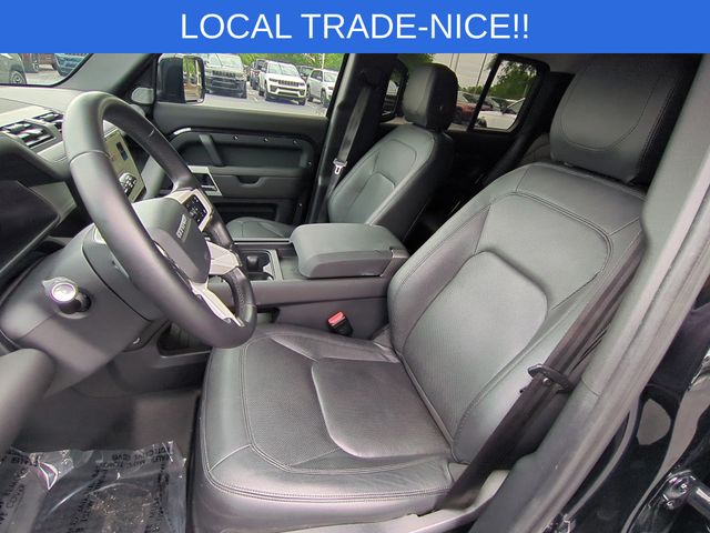 Used 2024  Land Rover S image 16