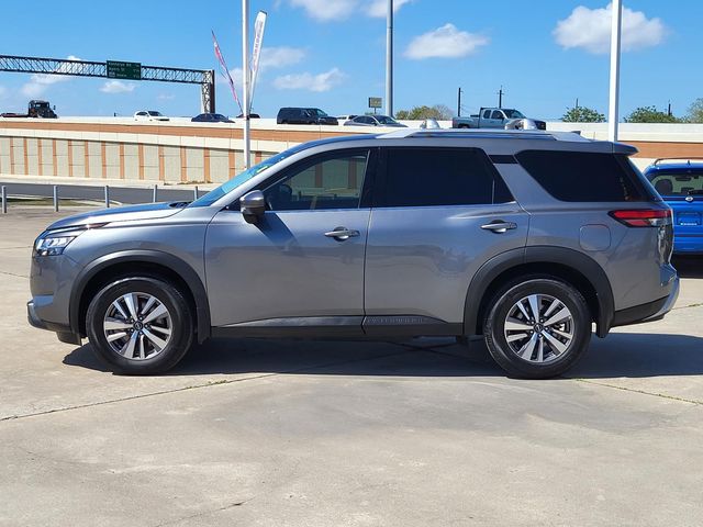 2023 Nissan Pathfinder SL FWD