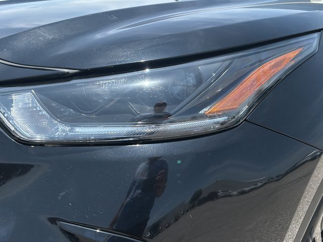 Used 2025 Toyota Highlander SUV