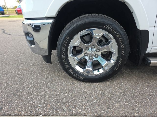 2025 Ram 1500 Big Horn/Lone Star - Bright White Clearcoat exterior view 12