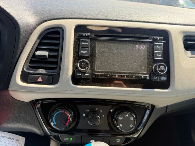2019 Lunar Silver Metallic Honda HR-V LX AWD SUV