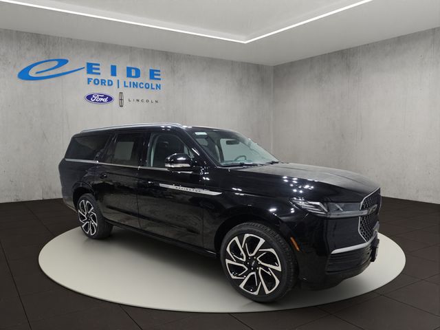 Black Metallic 2026 Lincoln Navigator SUV / Crossover Four-Wheel Drive Automatic