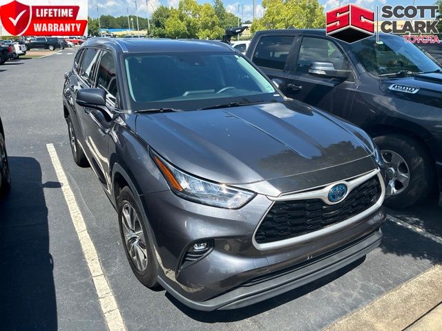 Magnetic Gray Metallic 2020 Toyota Highlander Hybrid SUV / Crossover Front-Wheel Drive Continuously Variable Transmission
