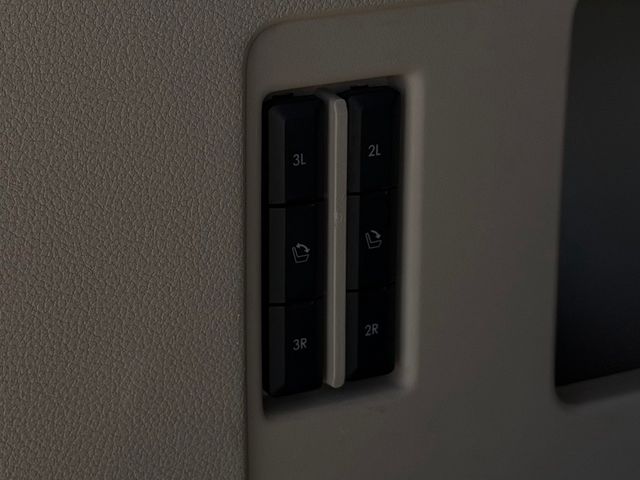 car-gallery-28