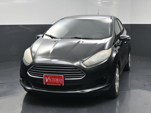 2015 Ford Fiesta SE - 2
