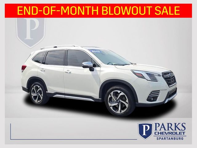 Crystal White Pearl 2022 Subaru Forester SUV / Crossover All-Wheel Drive Continuously Variable Transmission
