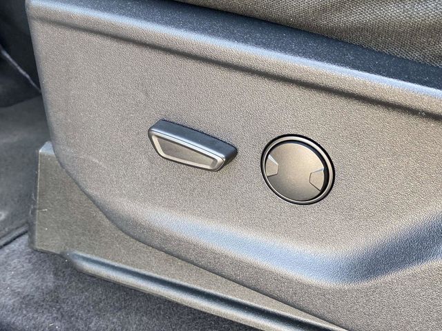 2023 Agate Black Metallic Ford F-150 XLT 4X4 Truck