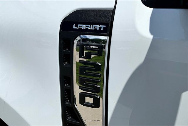 2026 Ford Super Duty F-250® Lariat® - 8