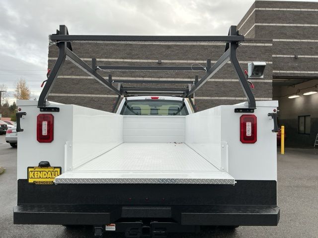 New 2025 Oxford White Ford XL image 8