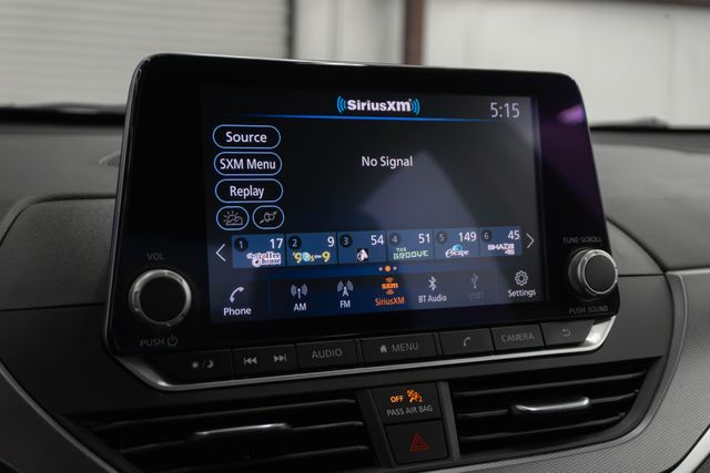Used 2023 Nissan Altima Sedan