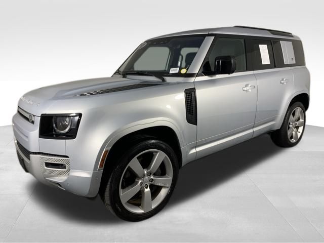 2022 Land Rover Defender 110 XS Edition 3