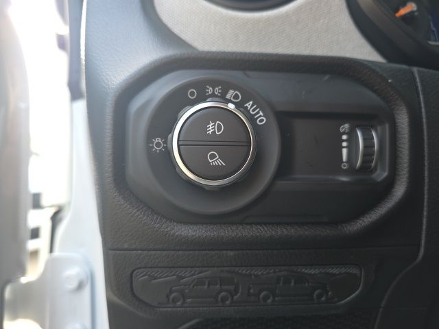 2026 Jeep Gladiator Willys - Bright White Clearcoat exterior view 15