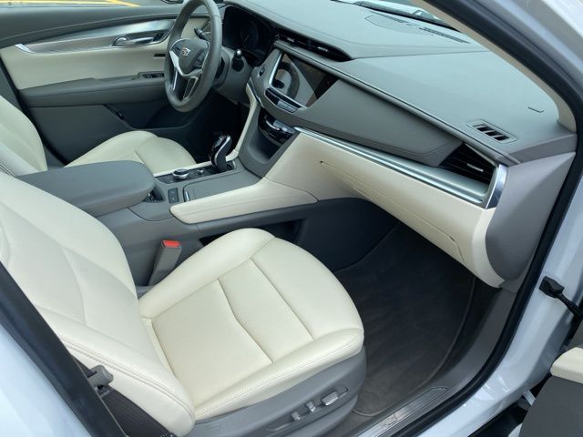 Used Car 2021 Cadillac Xt5  Premium Luxury For Sale Under $35,000 In San Antonio, Texas