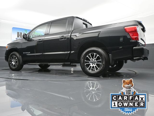 2024 Nissan Titan SV photo