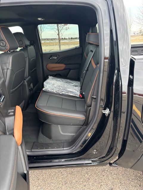 2026 GMC Canyon AT4, 4WD