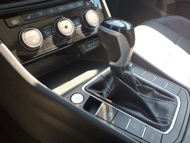 2023 Volkswagen Jetta - Image 14