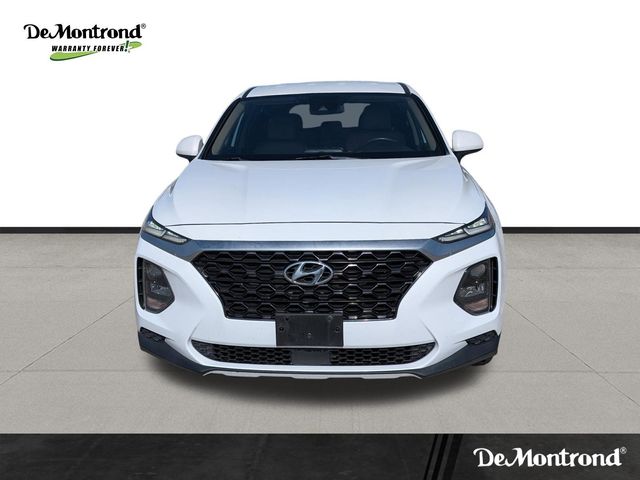 Used 2019 White Hyundai SE image 2