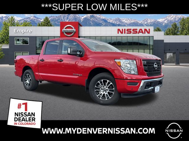 2024 Nissan Titan SV Crew Cab 4WD