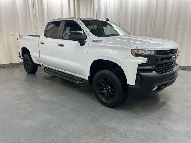 Summit White 2019 Chevrolet Silverado 1500 LT Trail Boss Crew Cab 4WD Pickup Truck Four-Wheel Drive 8-Speed Automatic