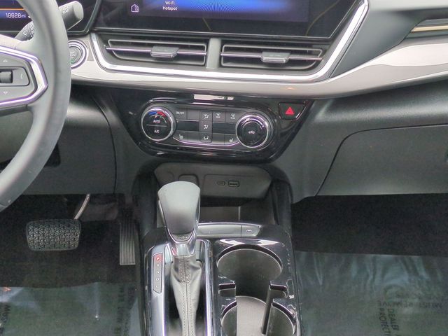 used 2025 Chevrolet Trax car, priced at $23,290