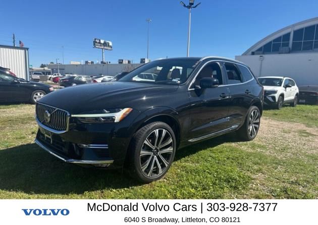 2023 Volvo XC60 B5 Ultimate Bright Theme AWD