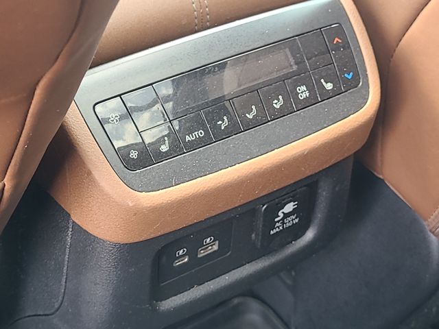 Used 2023 Nissan Pathfinder SUV
