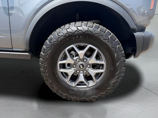 Used 2025 Gray Metallic Ford Badlands image 27