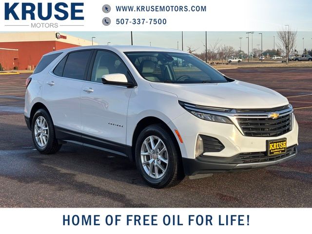 2024 Chevrolet Equinox LT's photo