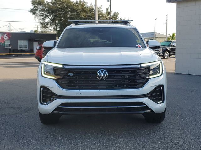 2024 Volkswagen Atlas Cross Sport 2.0T SEL R-Line 2