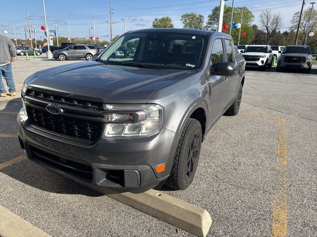 Carbonized Gray Metallic 2024 Ford Maverick XLT SuperCrew AWD Pickup Truck All-Wheel Drive 8-Speed Automatic