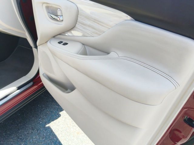 Used 2017 Nissan Murano SUV