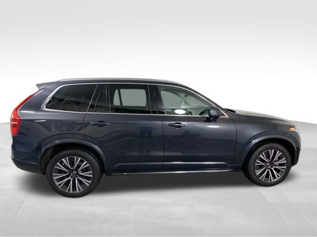 2021 Volvo XC90 T6 Momentum 7