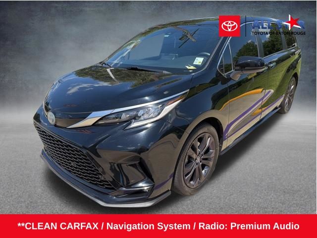 2021 Toyota Sienna XSE 7-Passenger FWD