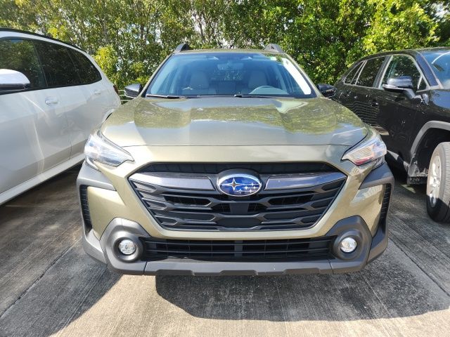 2023 Subaru Outback Premium 3