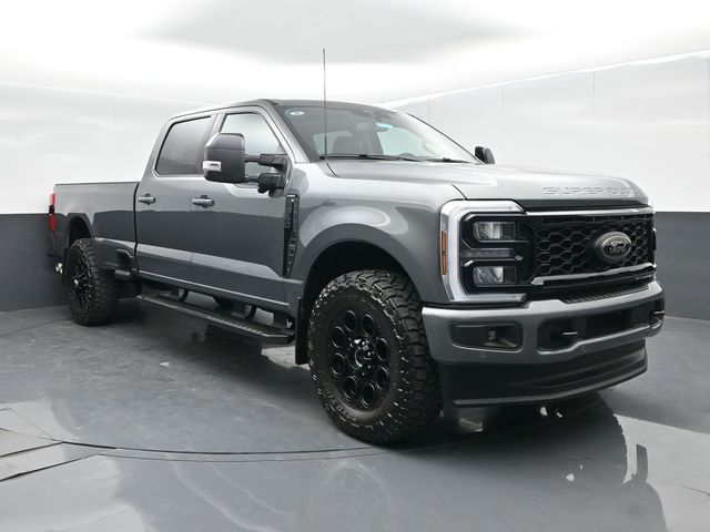 2025 Ford F-350SD Lariat