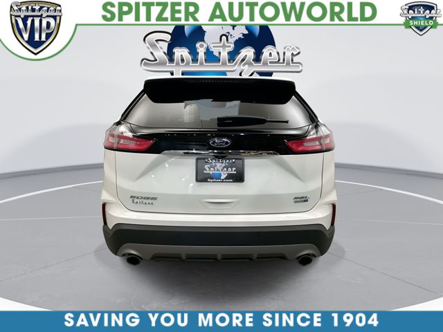 Used 2020 White Ford SEL image 9