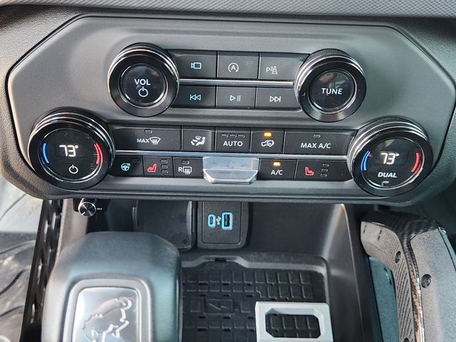 2024 Ford Bronco Badlands Gray at Community Kia