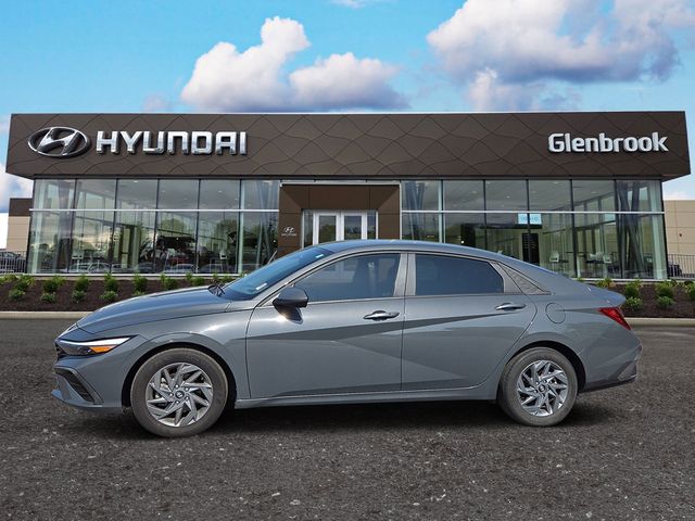 Ecotronic Gray 2024 Hyundai Elantra Sedan Front-Wheel Drive Continuously Variable Transmission