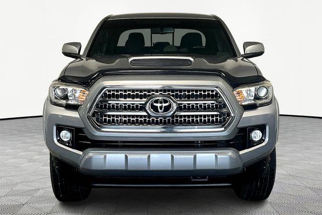 Used 2017 Toyota Tacoma For Sale in OLIVE BRANCH, MS